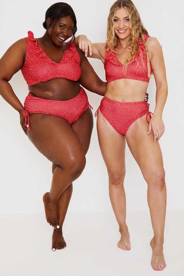 In The Style In The Style Spot Print High Waisted Bikini Bottoms With Ruched Sides Red