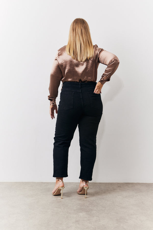 In The Style In The Style Straight Leg High Rise Ankle Grazer Jeans Black