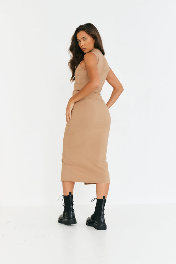 In The Style In The Style Structured Split Front Co-Ord Midi Skirt Camel