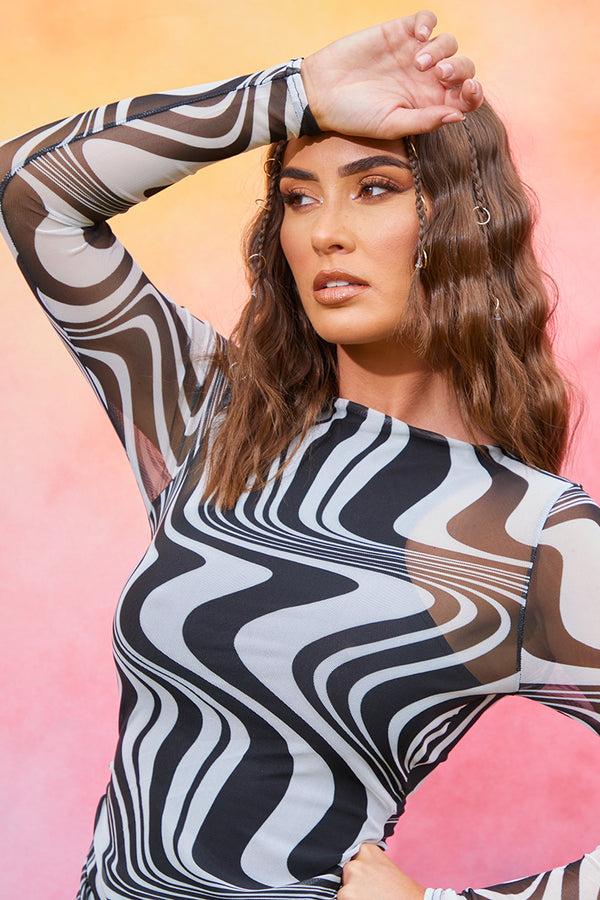 In The Style In The Style Swirl Print Mesh Bodycon Dress Black