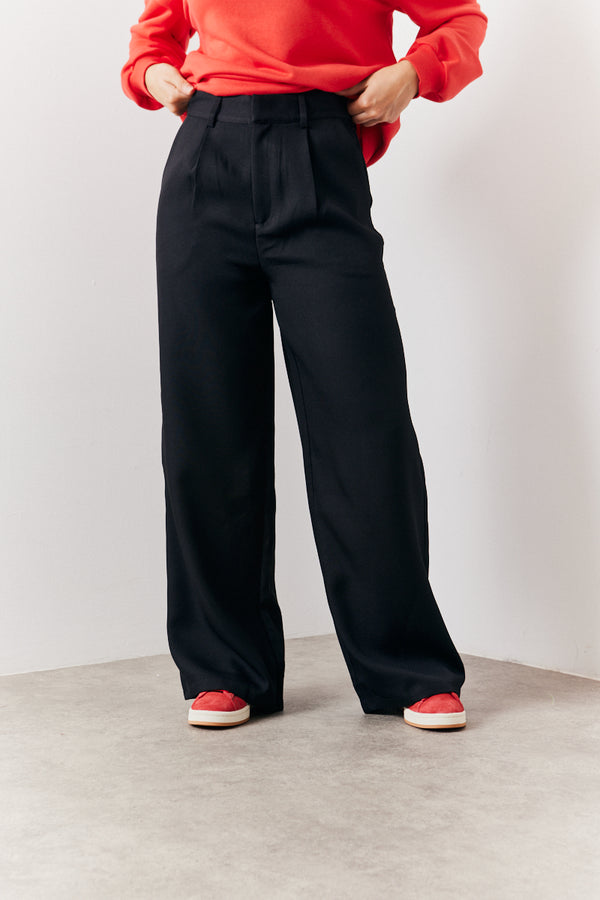 In The Style In The Style Tailored Wide Leg Trouser Black