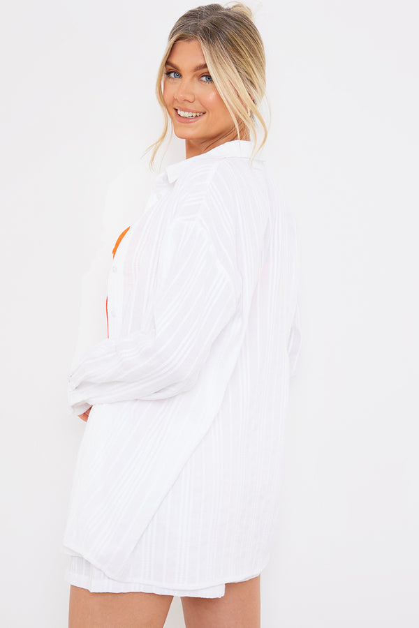 In The Style In The Style Textured Long Sleeve Co-Ord Beach Shirt White