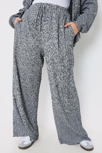 In The Style In The Style Textured Wide Leg Trousers Grey