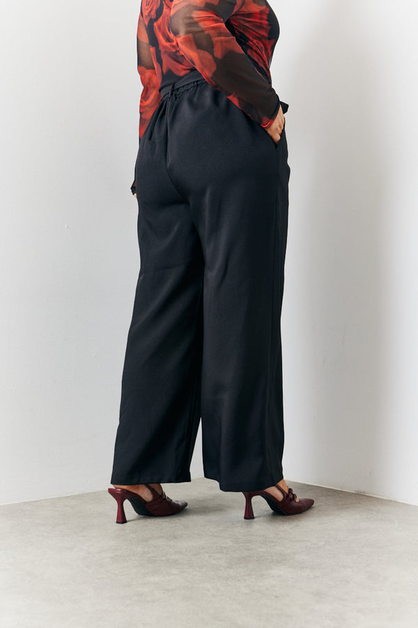 In The Style In The Style Tie Front Wide Leg Trouser Black