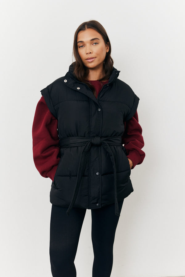 In The Style In The Style Tie Waist Puffer Gilet Black