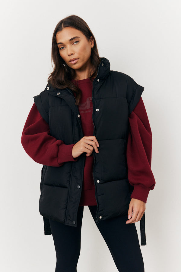 in the style In The Style Tie Waist Puffer Gilet Black