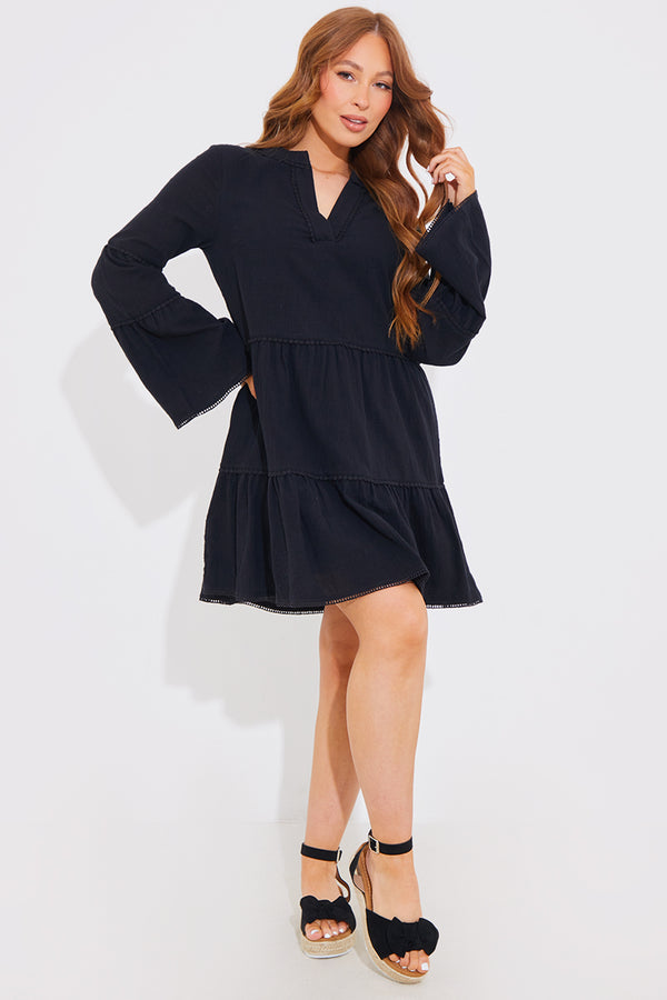 In The Style In The Style Trim Detail Tiered Long Sleeve Smock Dress Black