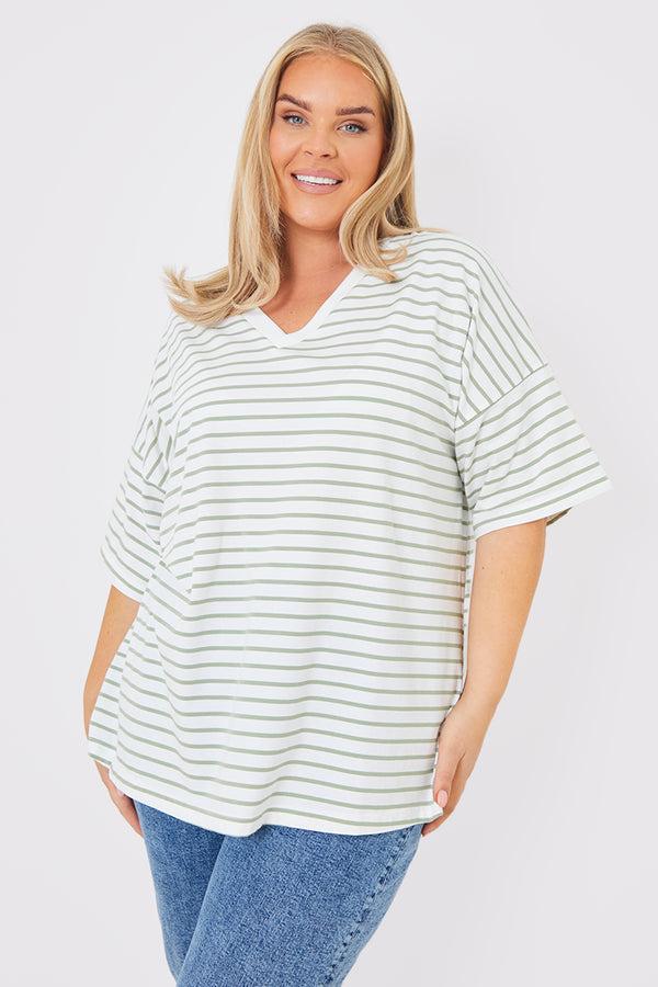 in the style In the Style V Neck Oversized T-Shirt Green