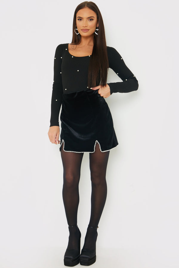 In The Style In The Style Velvet Faux Pearl Mini Skirt Black