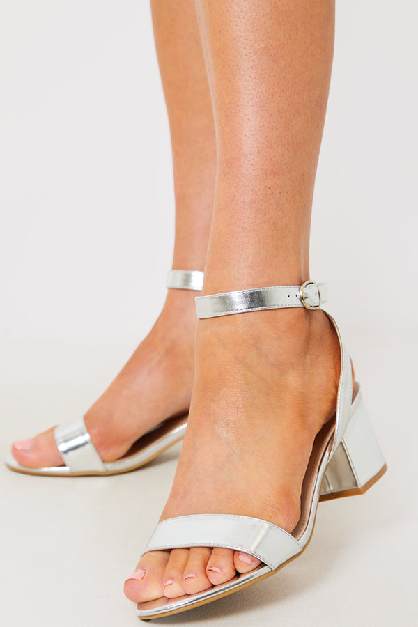 In The Style In The Style Wide Fit Metallic Buckle Detail Heel Silver