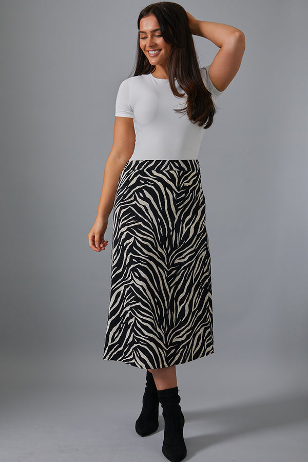 In The Style In The Style Zebra Print Satin Midi Skirt Black