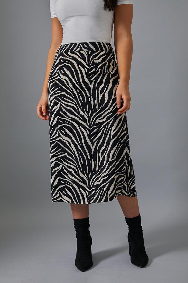 In The Style In The Style Zebra Print Satin Midi Skirt Black