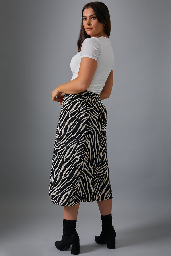 In The Style In The Style Zebra Print Satin Midi Skirt Black