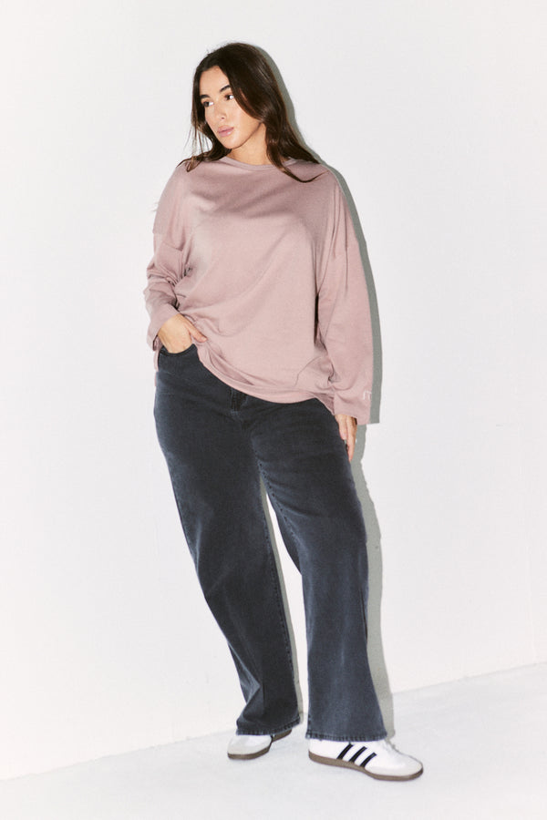 in the style {# Title already starts with vendor: print nothing extra #}Fits Embroidered Crew Neck Long Sleeve T-Shirt Mauve