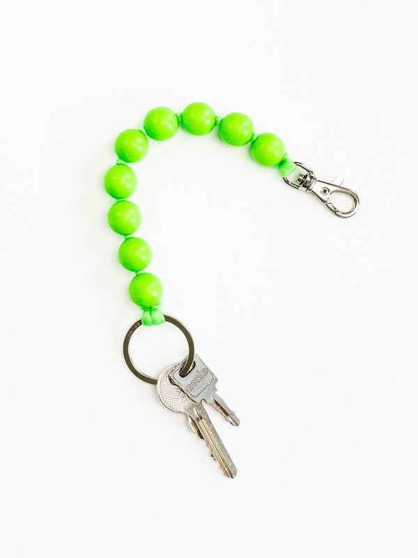 ina seifart BIG Perlen short