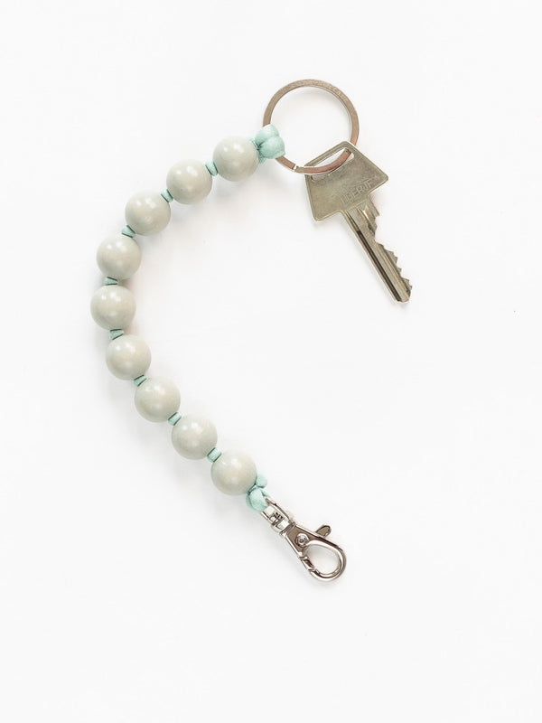 ina seifart BIG Perlen short