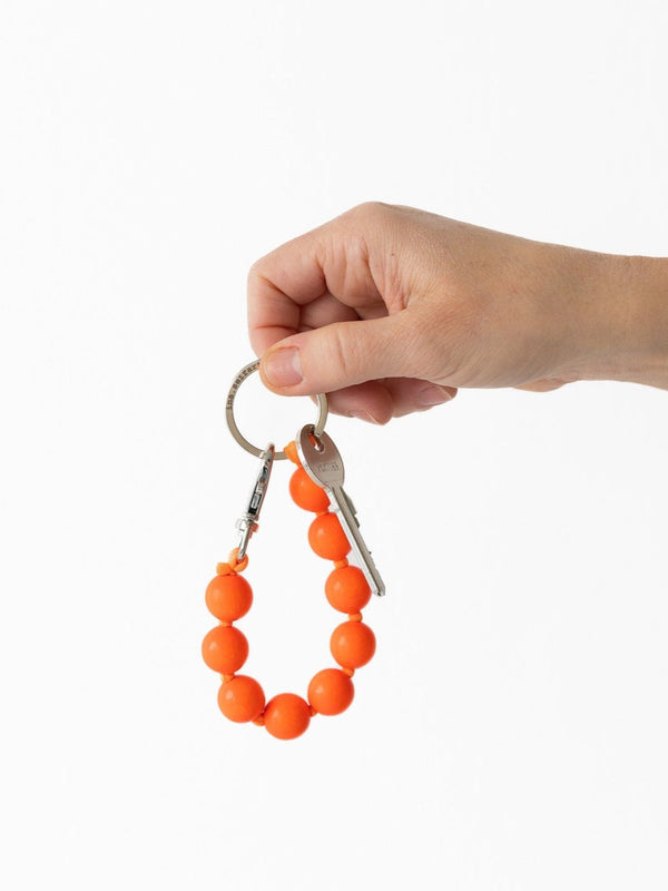 ina seifart BIG Perlen short