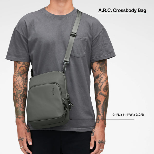 Incase A.R.C. Crossbody Bag With ReSpun 100% Recycled Polyester Black