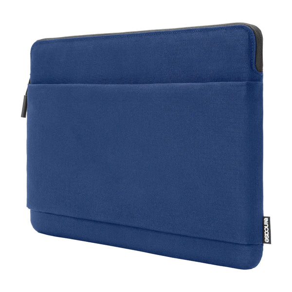 incase Incase Go Sleeve for 16-inch Laptop Black