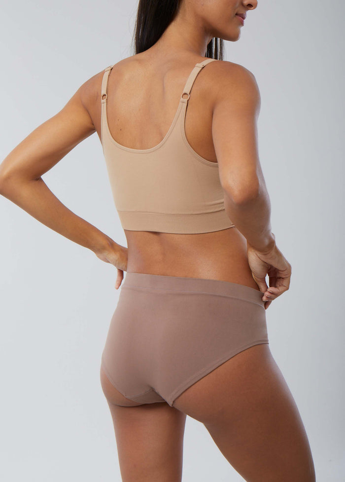 Ingrid & Isabel Cooling Seamless Maternity Underwear 3-Pack Deep Taupe