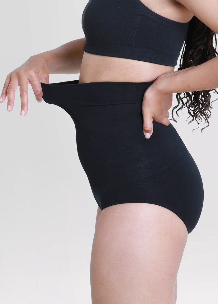 Ingrid & Isabel Postpartum Compression Undies Black