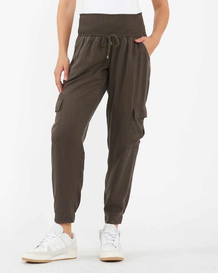 Ingrid & Isabel Ripe Maternity Tencel Off Duty Cargo Pocket Pant Brown Chocolate