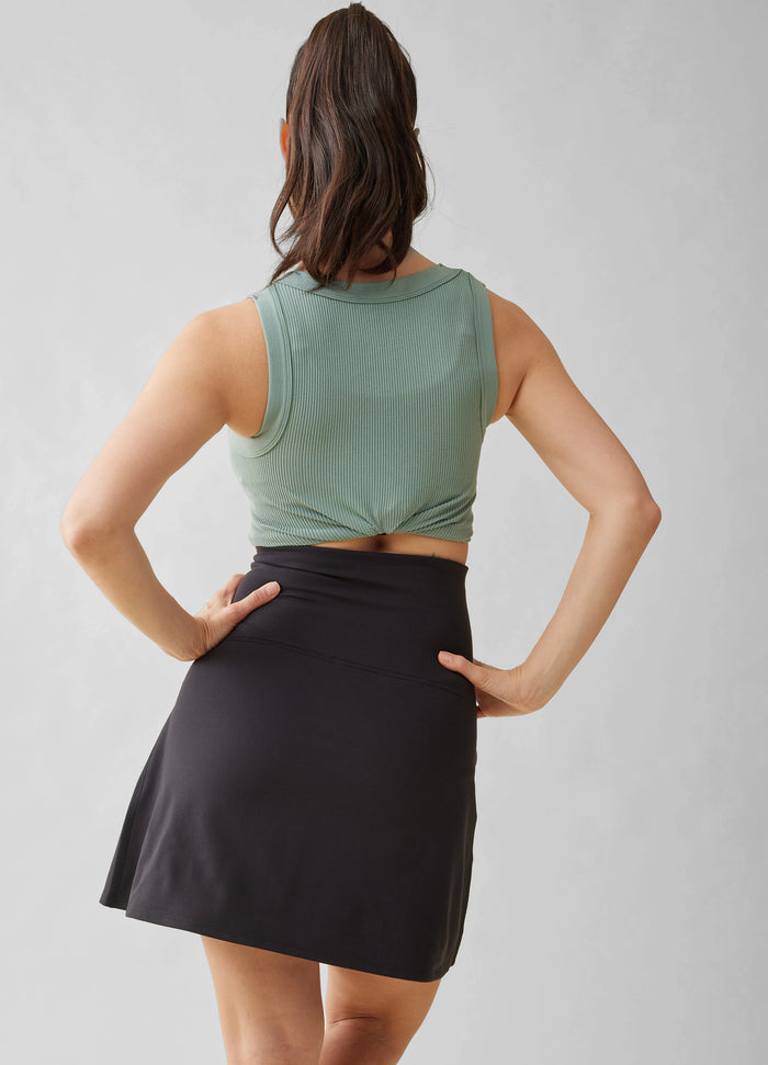 Ingrid & Isabel The New Mama Black Postpartum Support Skort Black