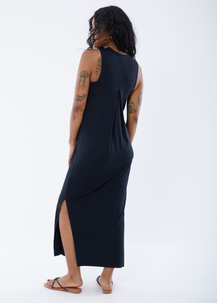 Ingrid & Isabel The One Black Maternity Midi Dress Black