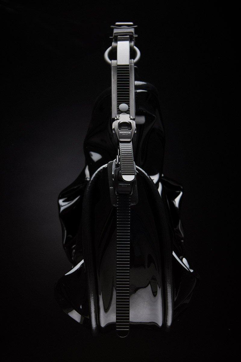 Innerraum Berlin INNERRAUM X JUNYA WATANABE – HALF MOON BAG BLACK + BLACK