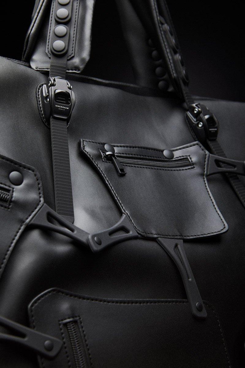 Innerraum Berlin INNERRAUM X JUNYA WATANABE – VERTICAL SHOPPER BLACK + BLACK