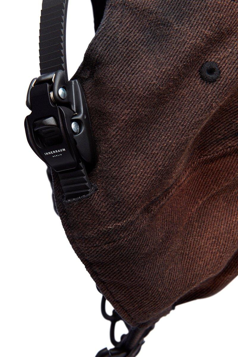 Innerraum Berlin OBJECT C14 CHAIN CAP DISTRESSED BLACK + BLACK MATT