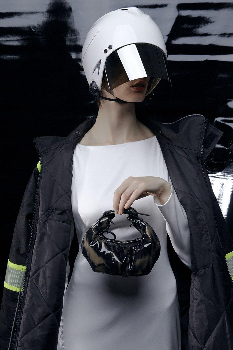 Innerraum Berlin OBJECT HM0 MICRO HALF MOON BAG ZEBRA FAUX FUR + BLACK MATT