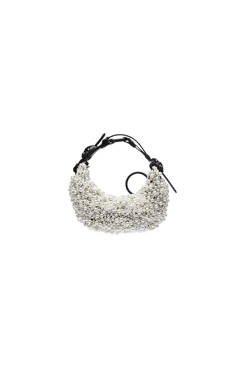 innerraum berlin OBJECT HM0 SMALL PEARLS HANDBAG PEARL WHITE + BLACK MATT