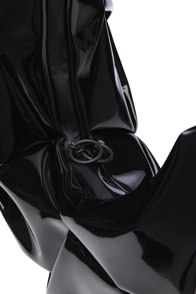 Innerraum Berlin OBJECT HM3 HALF MOON BAG BLACK SHINY 3D VINYL + BLACK MATT