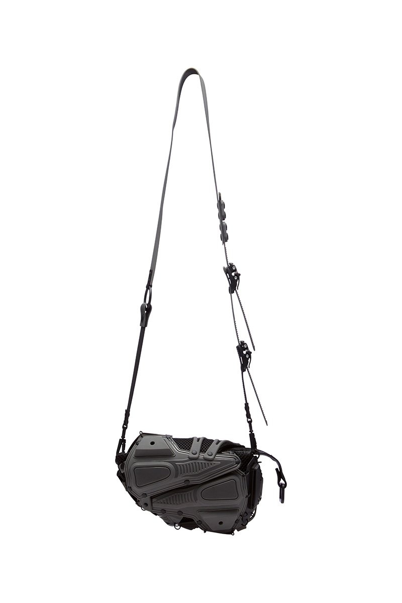innerraum berlin OBJECT I02 CLUTCH / CROSSBODY BAG CONCRETE + BLACK MATT