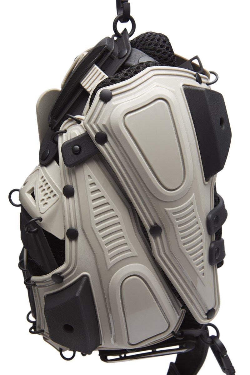 Innerraum Berlin OBJECT I02 CLUTCH / CROSSBODY BAG WARM GRAY + BLACK MATT