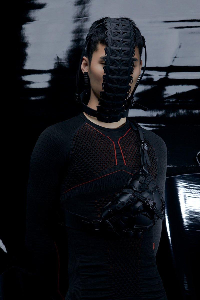 Innerraum Berlin OBJECT I11 CROSSBODY BAG BLACK MATT + BLACK MATT