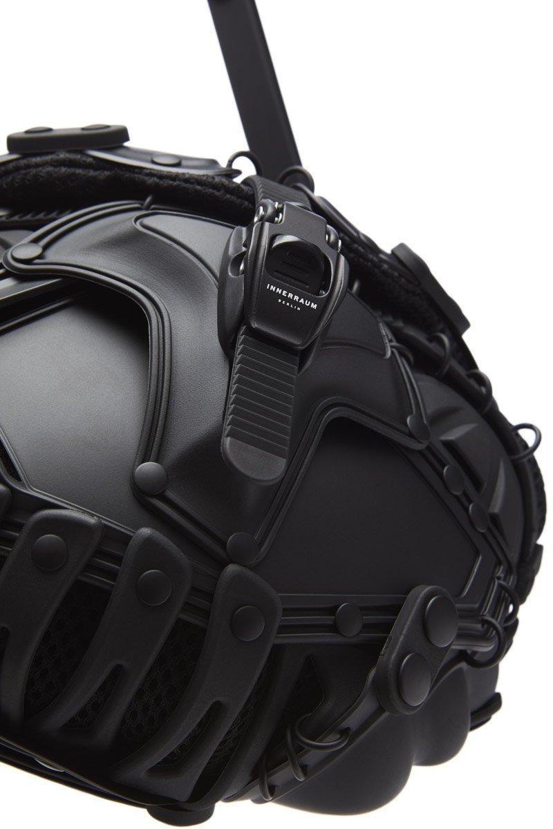 Innerraum Berlin OBJECT I11 CROSSBODY BAG BLACK MATT + BLACK MATT