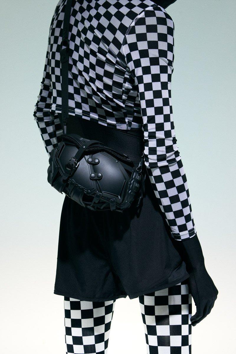 Innerraum Berlin OBJECT I12 CLUTCH / CROSSBODY BAG BLACK MATT + BLACK MATT
