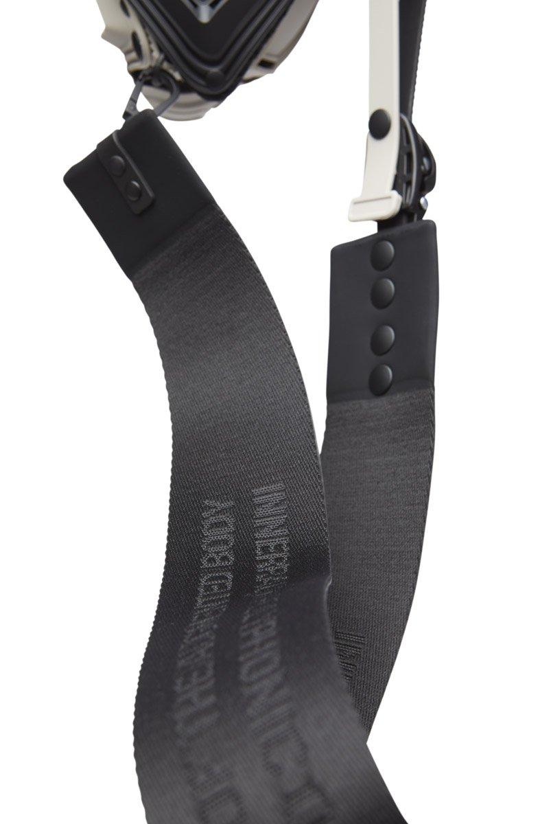 Innerraum Berlin OBJECT I12 CLUTCH / CROSSBODY BAG WARM GRAY + BLACK MATT