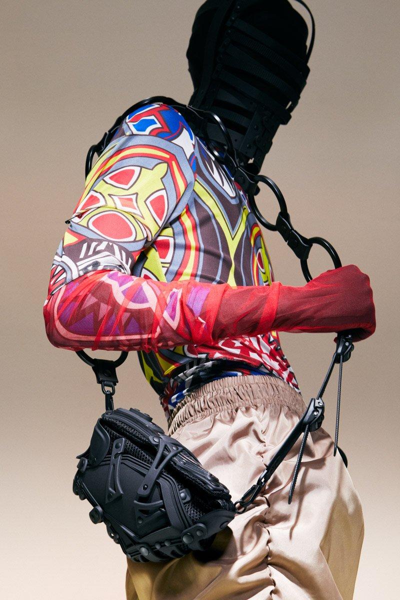 Innerraum Berlin OBJECT I14 SMARTPHONE BAG BLACK MATT + BLACK MATT