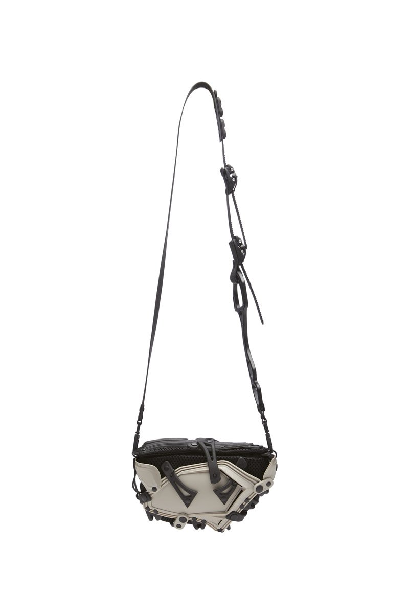 innerraum berlin OBJECT I14 SMARTPHONE BAG WARM GRAY + BLACK MATT innerraum berlin OBJECT I14 SMARTPHONE BAG WARM GRAY + BLACK MATT