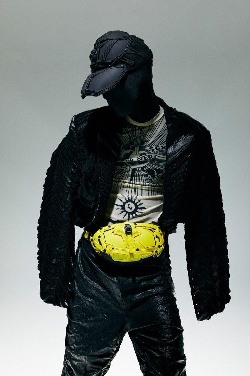 Innerraum Berlin OBJECT I30 FANNY PACK / CROSSBODY BAG YELLOW + BLACK MATT