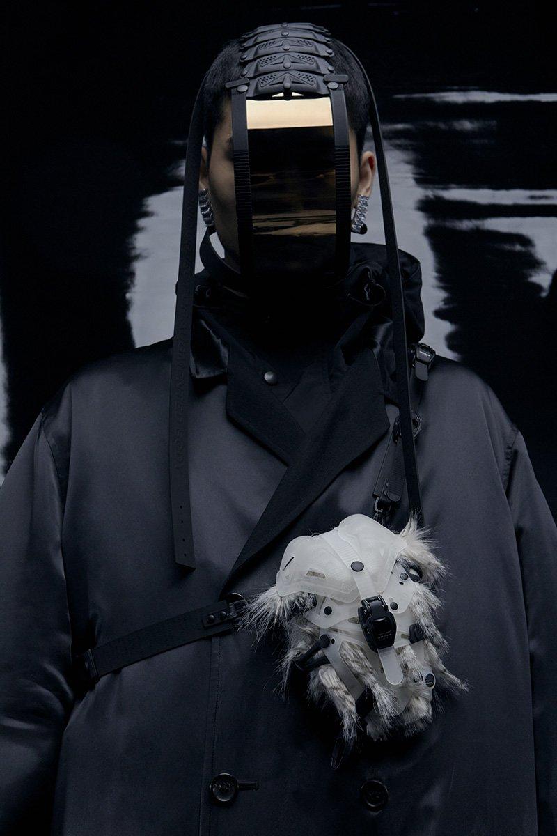 Innerraum Berlin OBJECT I31 FUNCASE TRANSPARENT - FAUX FUR + BLACK MATT