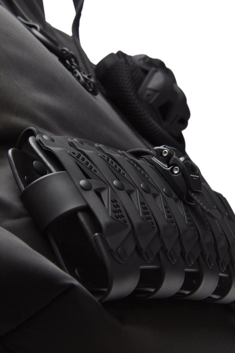 Innerraum Berlin OBJECT I92 LAPTOP TOTE BLACK PUFFY BOMBER NYLON + BLACK MATT