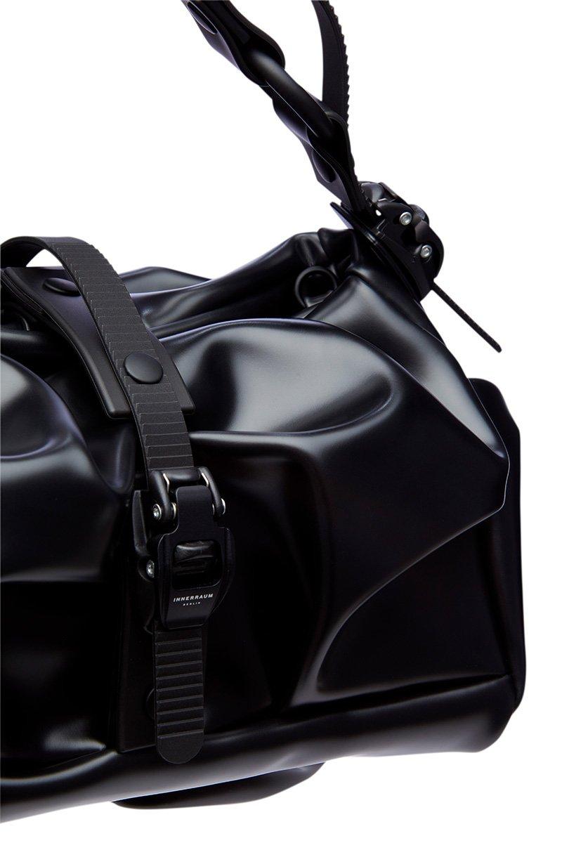 Innerraum Berlin OBJECT I96 CLOUD HANDBAG BLACK + BLACK MATT