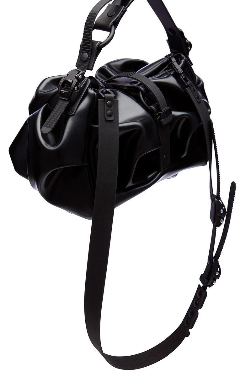 Innerraum Berlin OBJECT I96 CLOUD HANDBAG BLACK + BLACK MATT