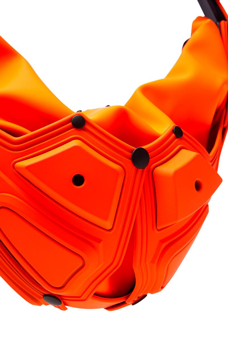 Innerraum Berlin OBJECT M00 GONDOLETTA HANDBAG NEON ORANGE + BLACK MATT