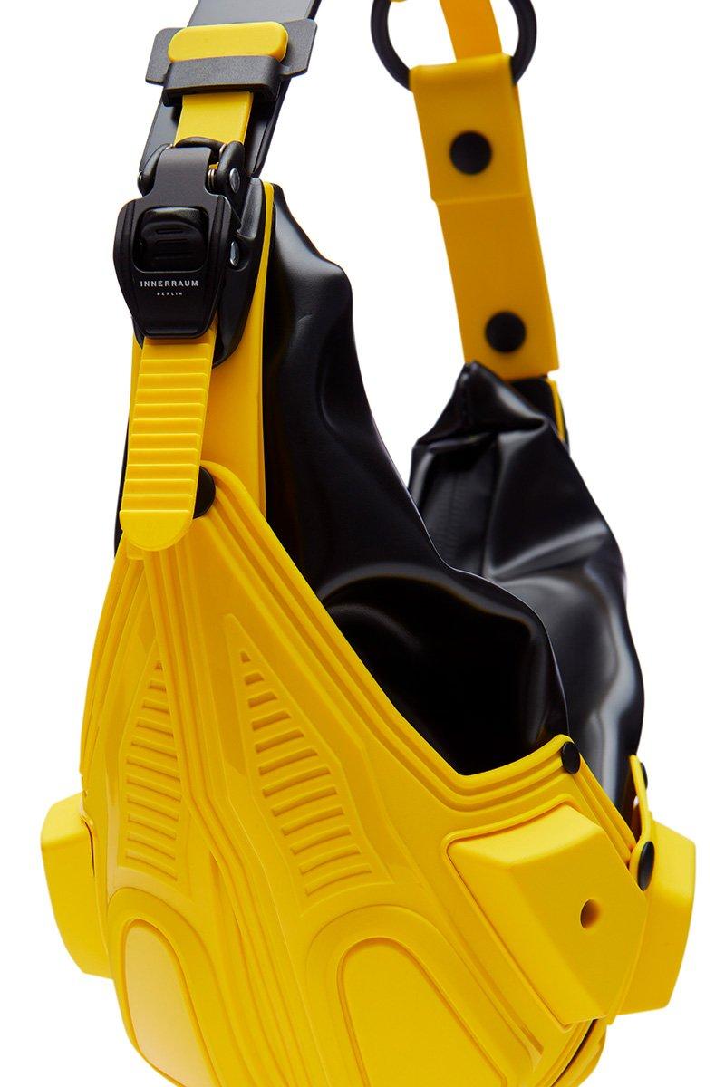 Innerraum Berlin OBJECT M00 GONDOLETTA HANDBAG YELLOW + BLACK MATT
