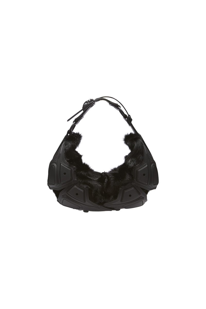 Innerraum Berlin OBJECT M02 SMALL HALF MOON BAG BLACK MATT - FAUX FUR + BLACK MATT